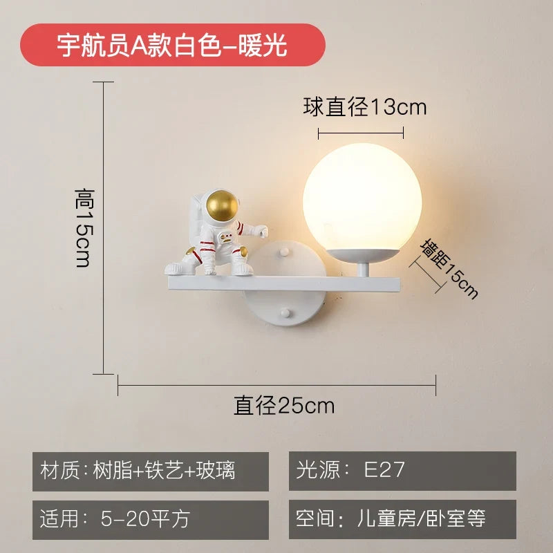 Applique murale — Dessin animé astronaute lampe LED pour enfants