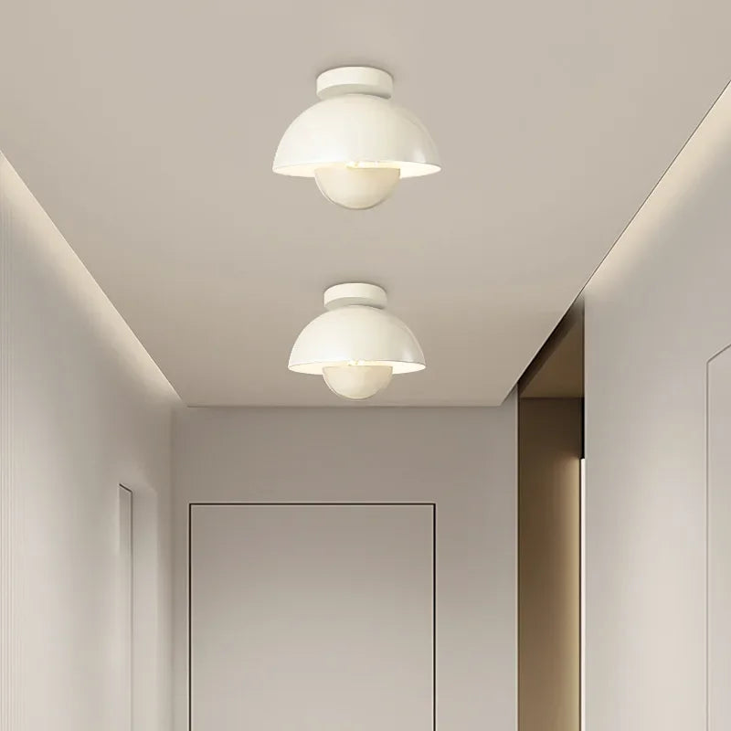 Plafonnier led semi-circulaire moderne pour allée balcon escalier Éden Orée - Esprit Contemporain & Décor Élégant