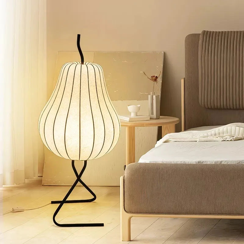Lampadaire — En soie japonaise design wabi sabi pour décoration intérieure créative