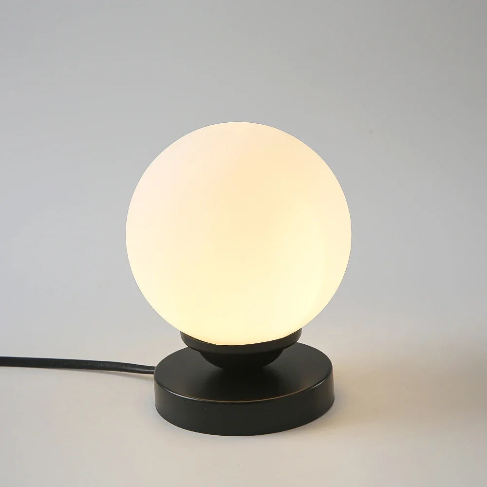 Lampe de bureau — LED lampe de lecture lampes de Table boule de verre doré de bureau