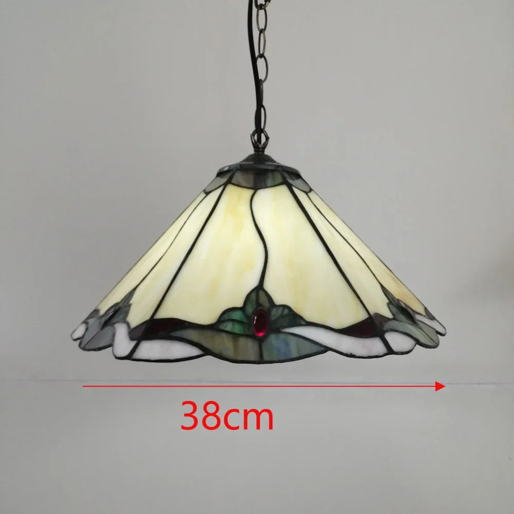 Lustre tiffany vitrail style méditerranéen pour intérieur élégant Héloïse Alizé en Verre - Reflets Délicats & Élégance Visuelle
