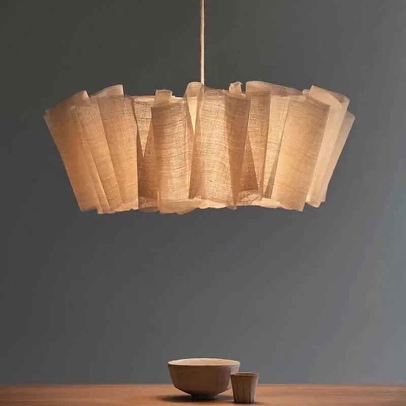 Suspension plissée en lin vintage abat-jour fait main style wabi sabi – Évarine Épure