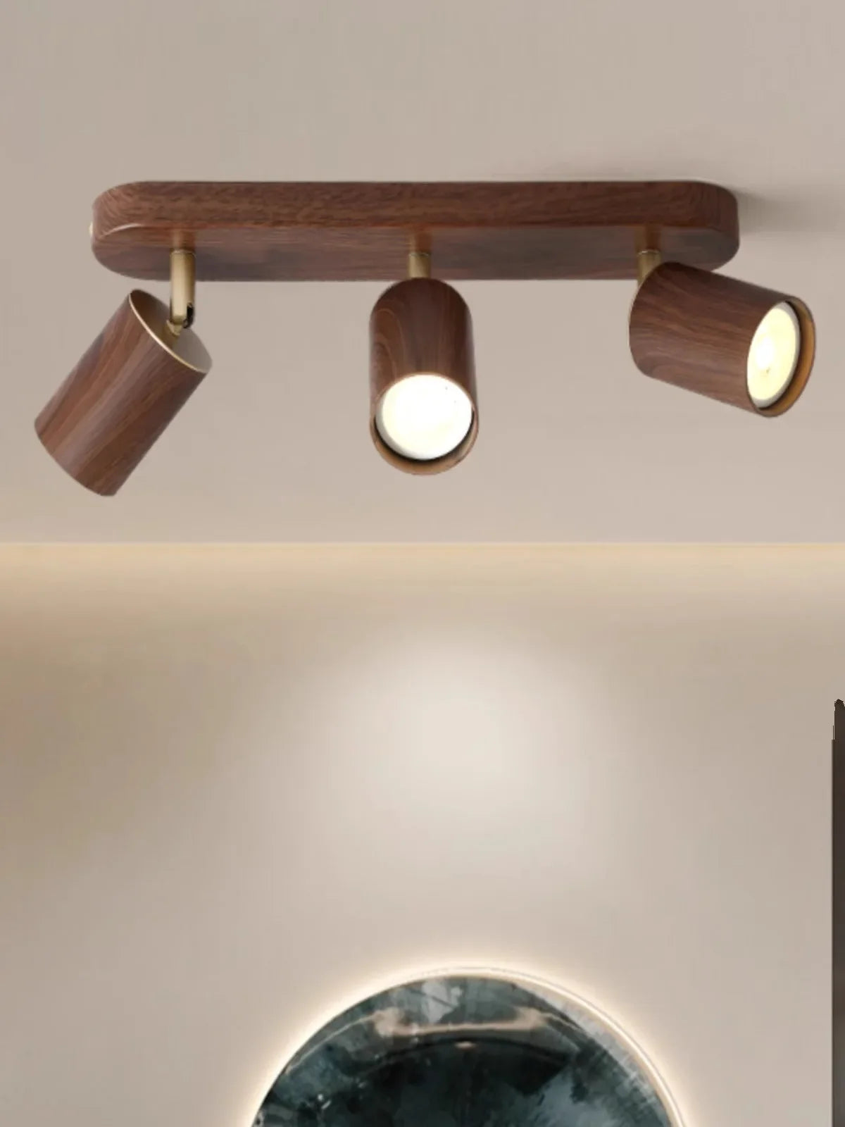 Spot — LED en saillie avec ampoule remplaçable et têtes réglables