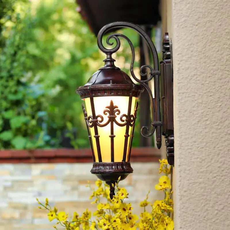 Applique murale — Extérieure rétro européenne étanche pour jardin et balcon