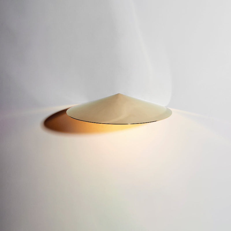 Orshayra Applique Murale Métallique Moderne Minimaliste - Neutralighting