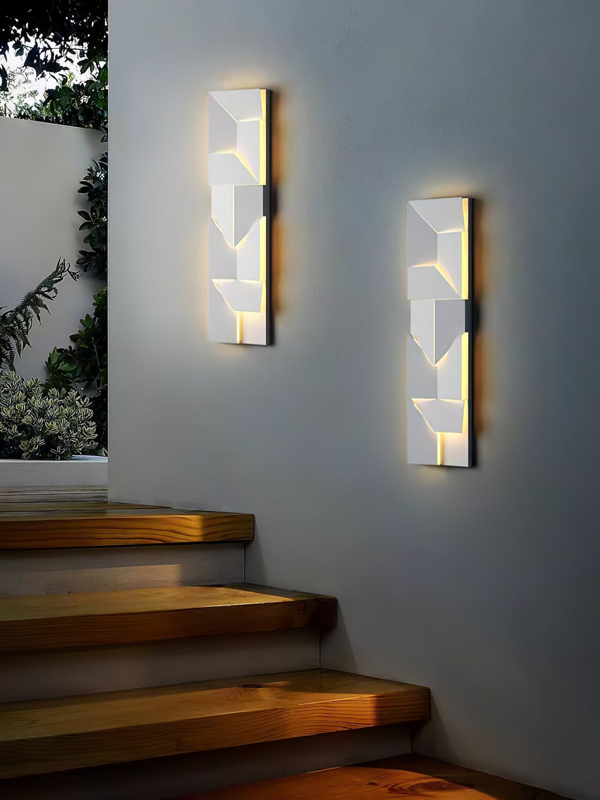 Arthaen Shadows Grand Sconce Wall lamp - Neutralighting
