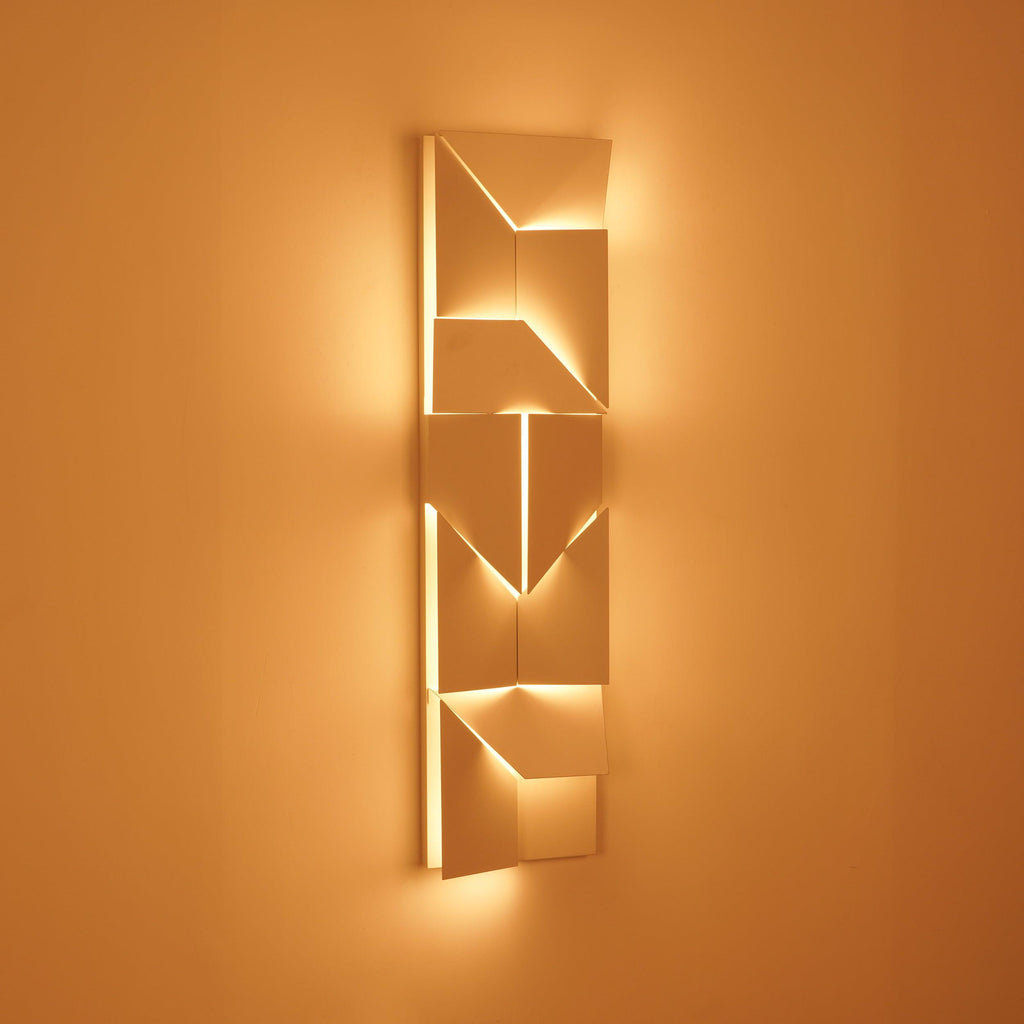 Arthaen Shadows Grand Sconce Wall lamp - Neutralighting