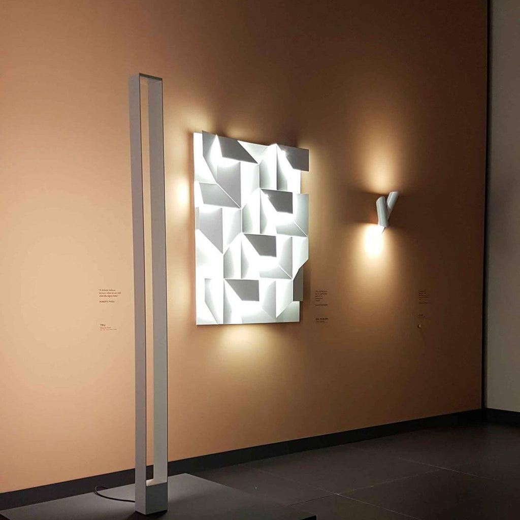 Arthaen Shadows Grand Sconce Wall lamp - Neutralighting