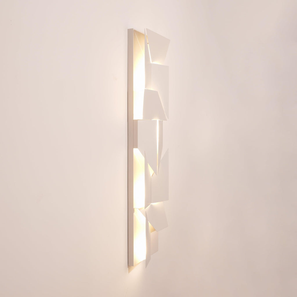 Arthaen Shadows Grand Sconce Wall lamp - Neutralighting