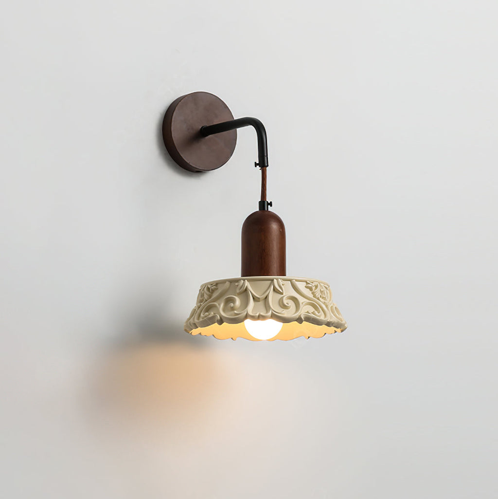 Virelli Applique Murale Abat-jour en Résine Sculptée Bras en Bois de Noyer Vintage - Neutralighting