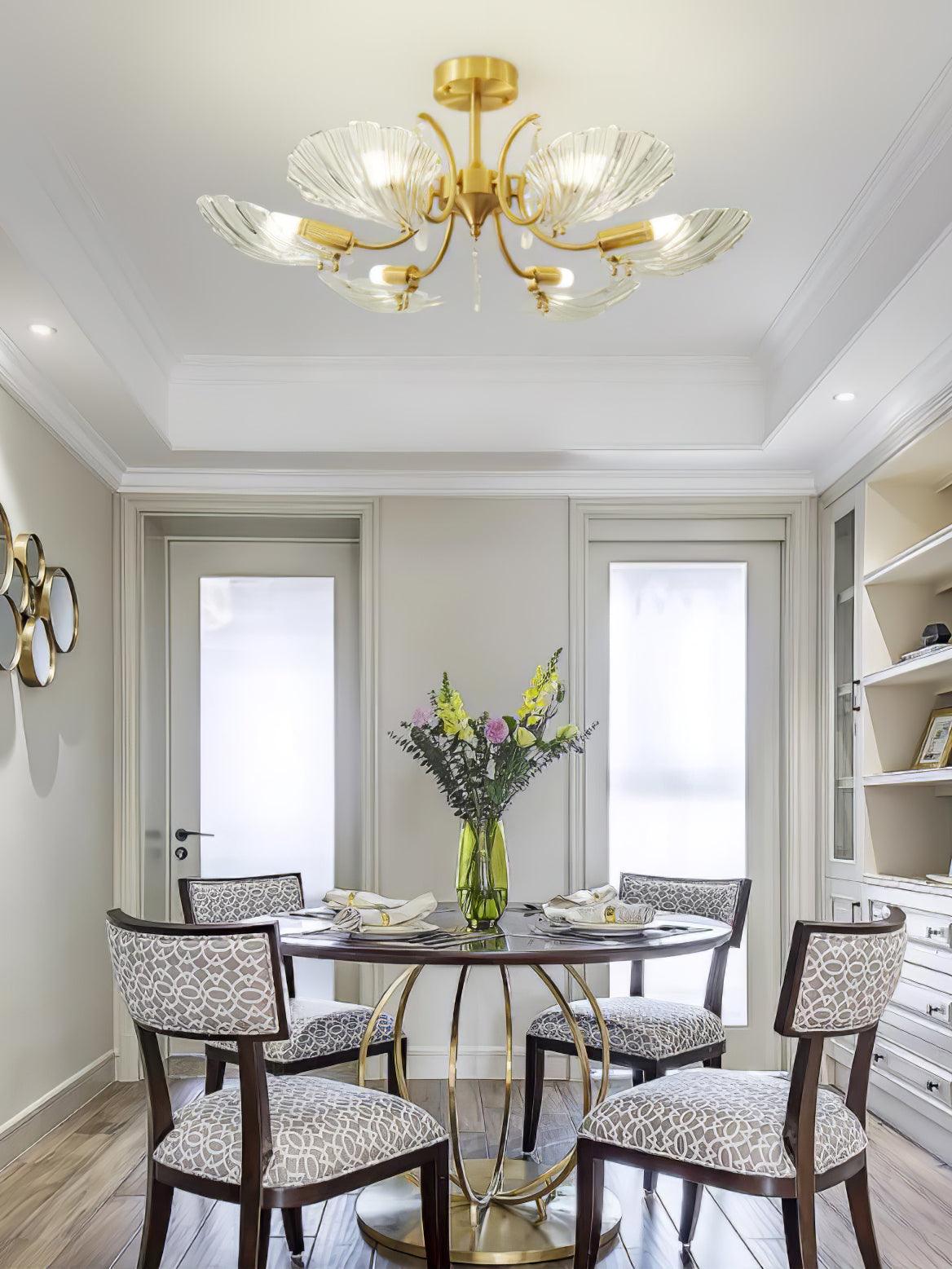 Lumara Chandelier en Verre Pétale et Laiton - Neutralighting