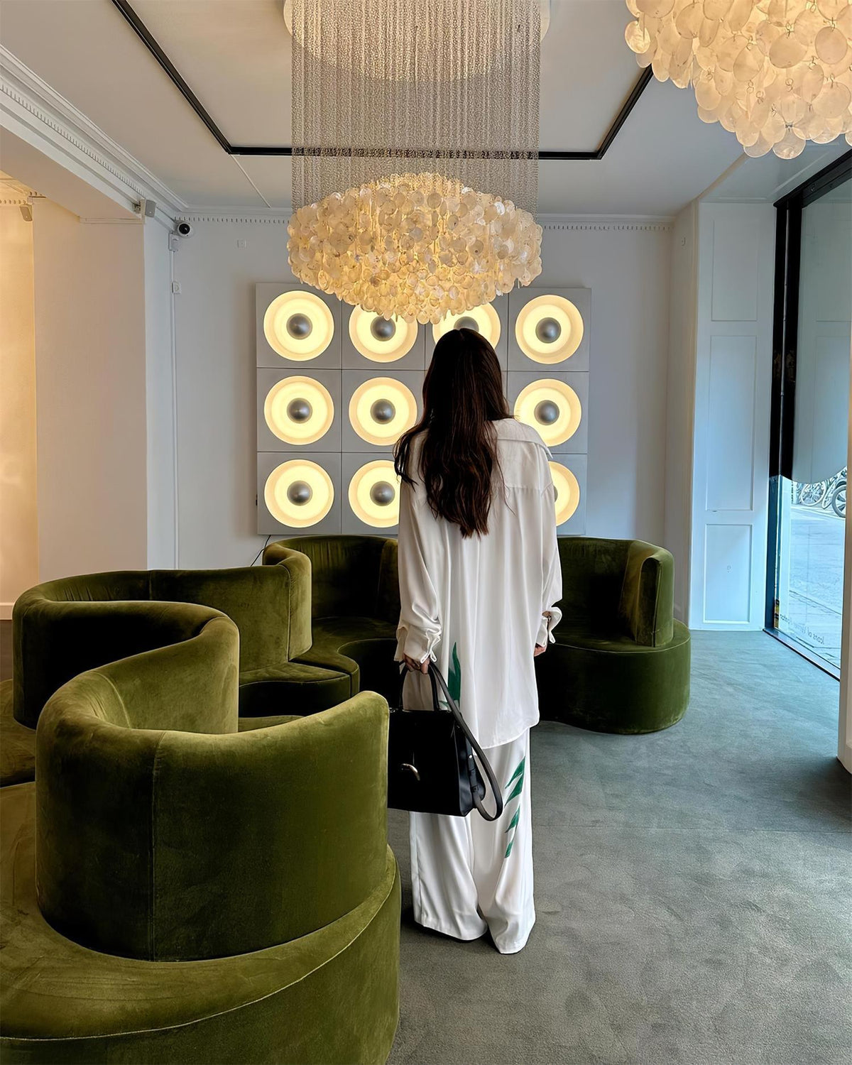 Shell Collection Luxury Metal Chandelier - Neutralighting