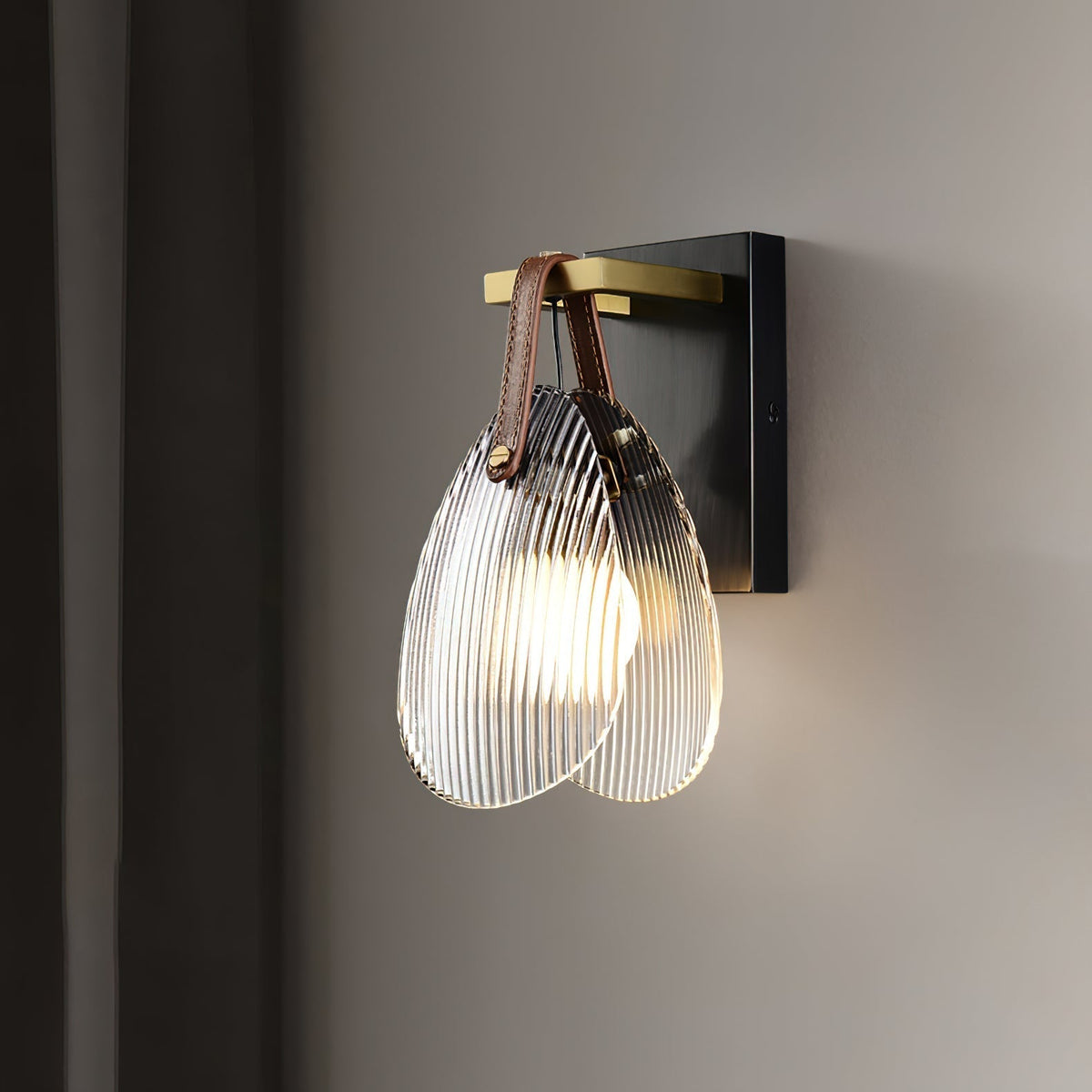 Zaphais Applique Murale Métallique et en Verre, Créativité Individuelle - Neutralighting
