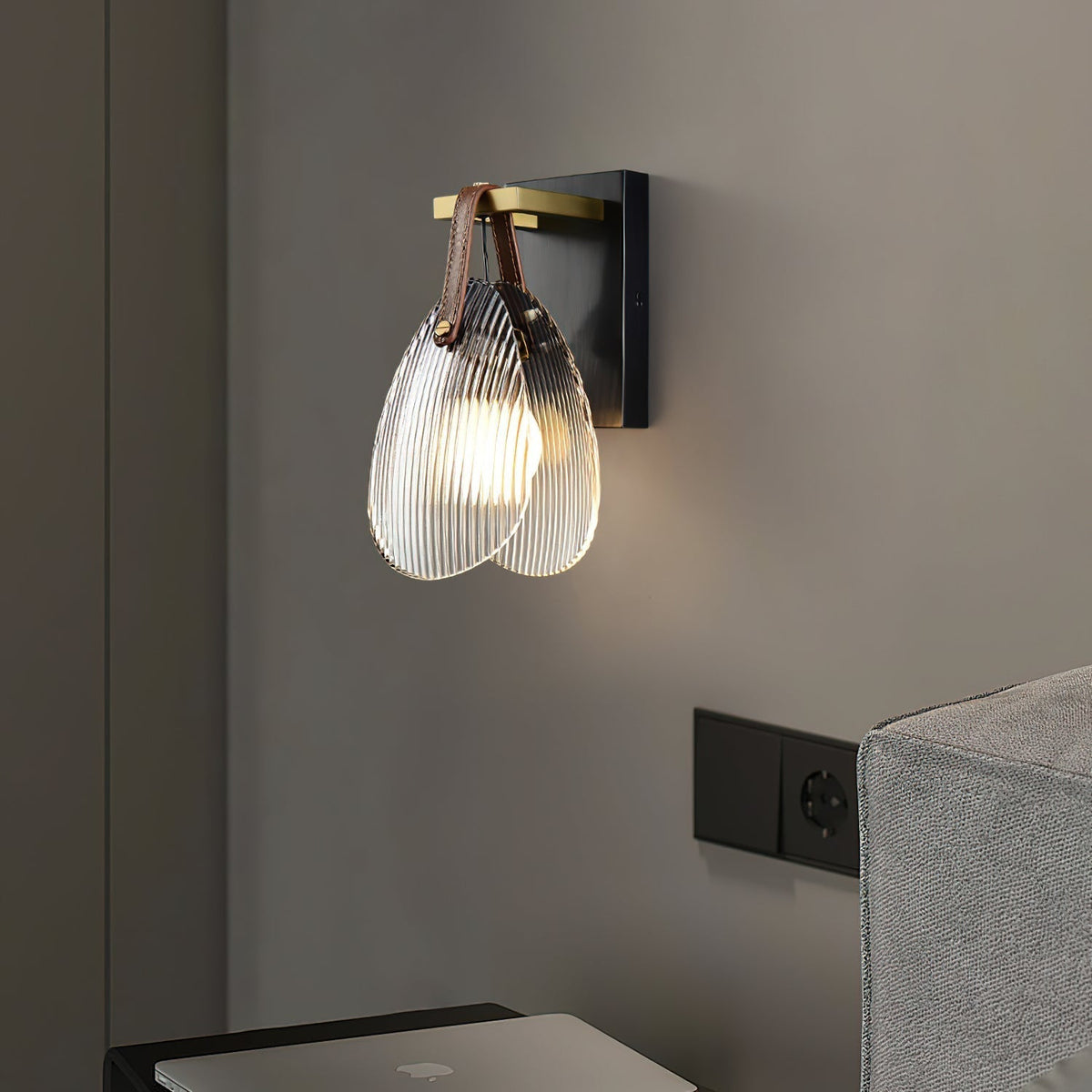 Zaphais Applique Murale Métallique et en Verre, Créativité Individuelle - Neutralighting