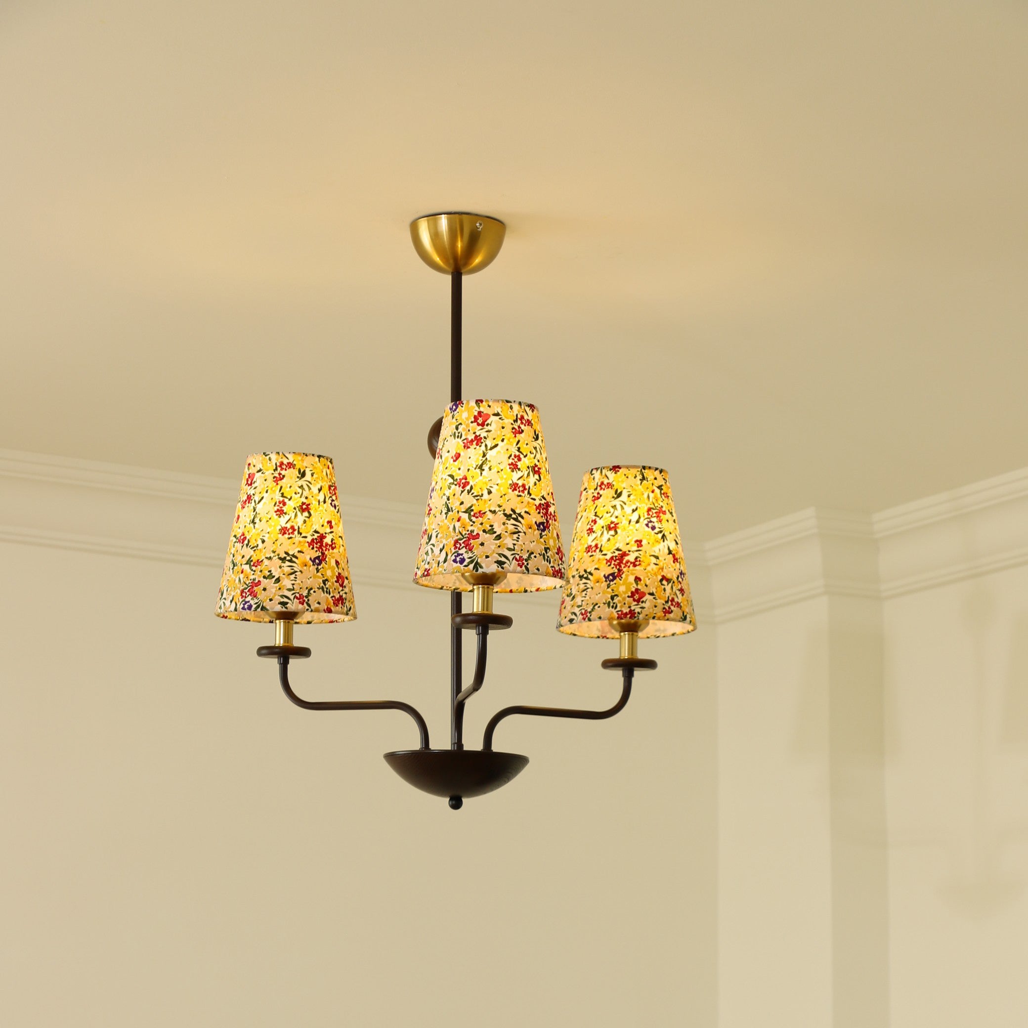 Siena Lustre Abat-jour en Tissu Floral Six Bras - Neutralighting