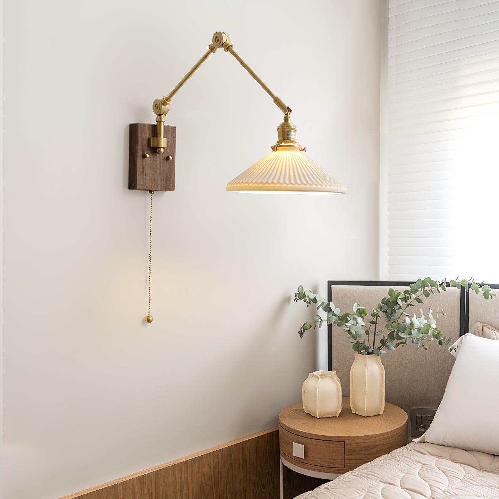 Sona Applique Murale Vintage en Noyer - Neutralighting