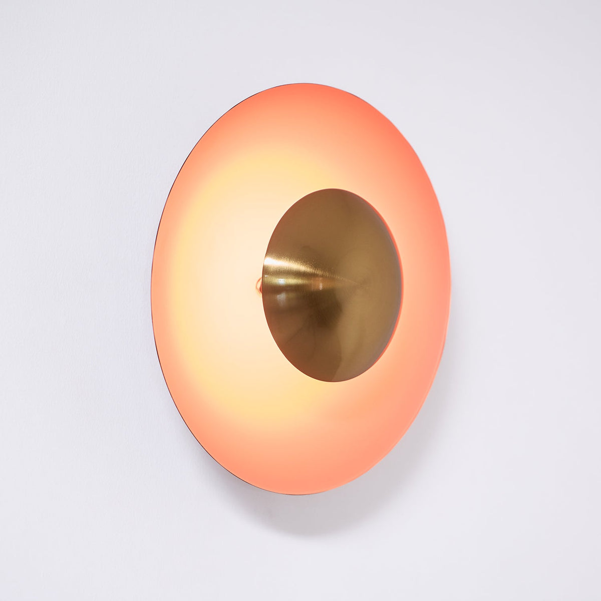 Erlirora Simplicity Glow Plug-in Wall Light - Neutralighting