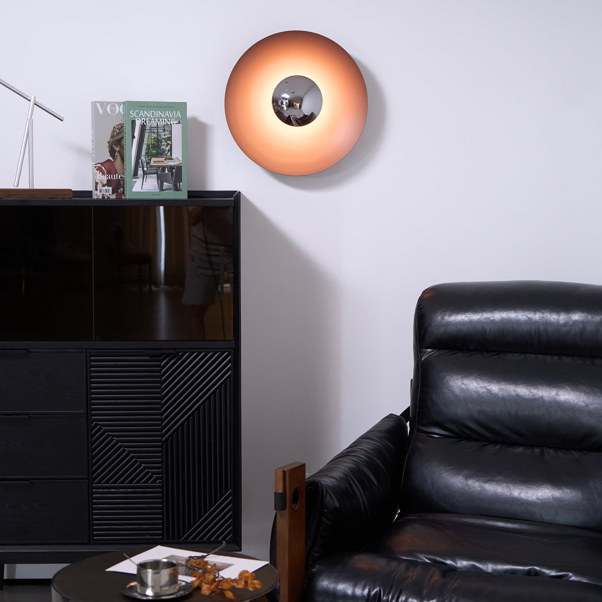 Erlirora Simplicity Glow Plug-in Wall Light - Neutralighting