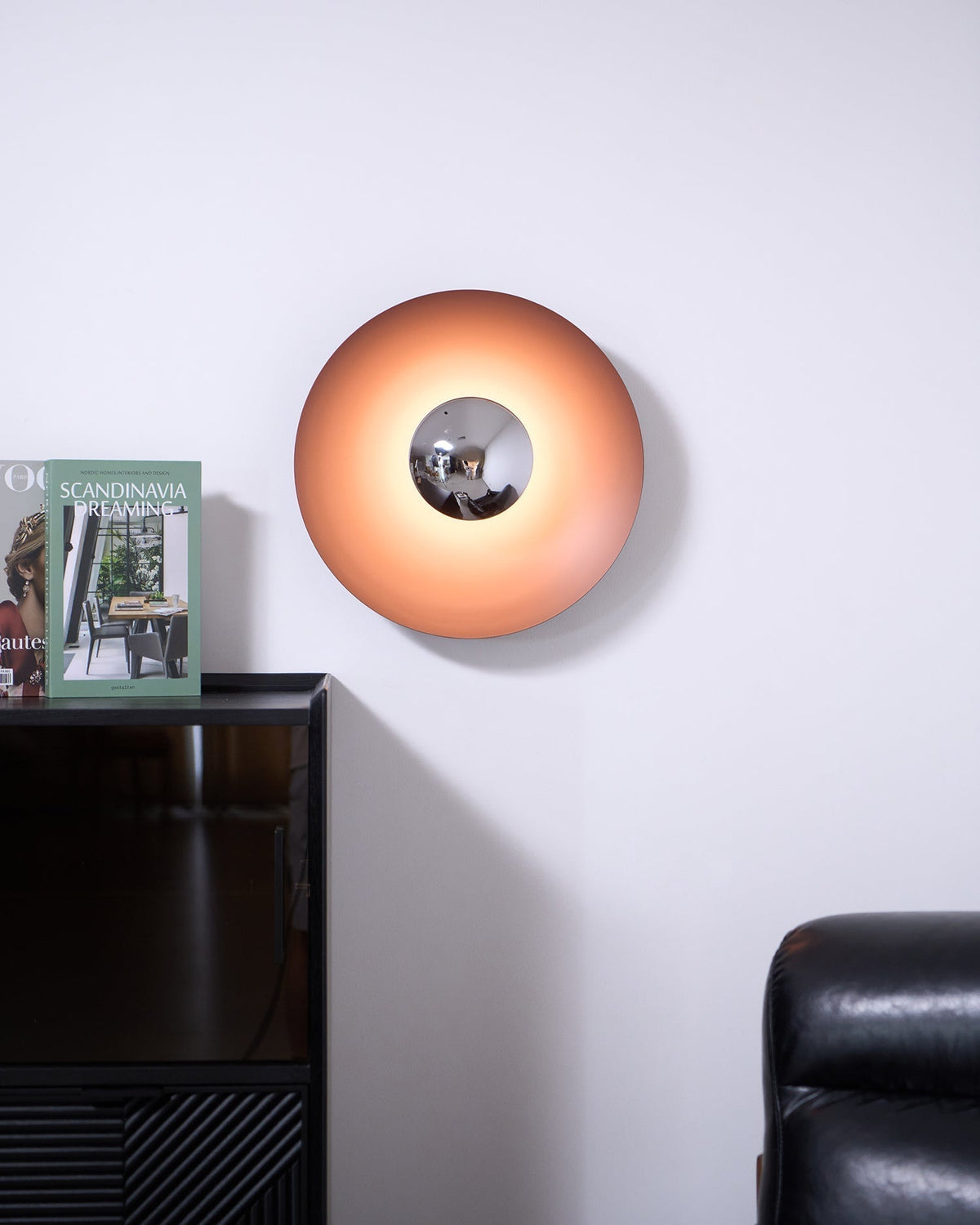 Erlirora Simplicity Glow Plug-in Wall Light - Neutralighting