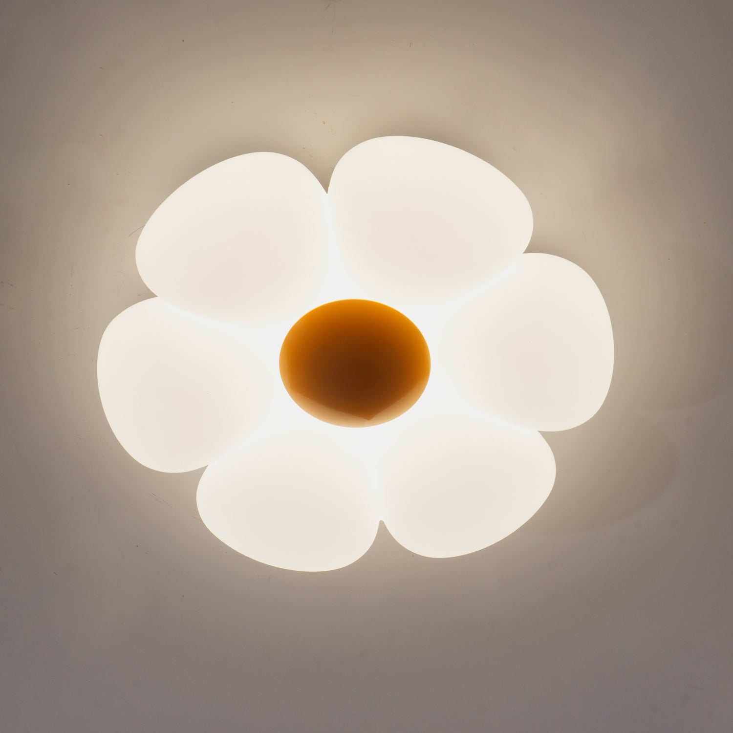 Solara Plafonnier Fleur à Six Pétales pour Chambre d'Enfant - Neutralighting