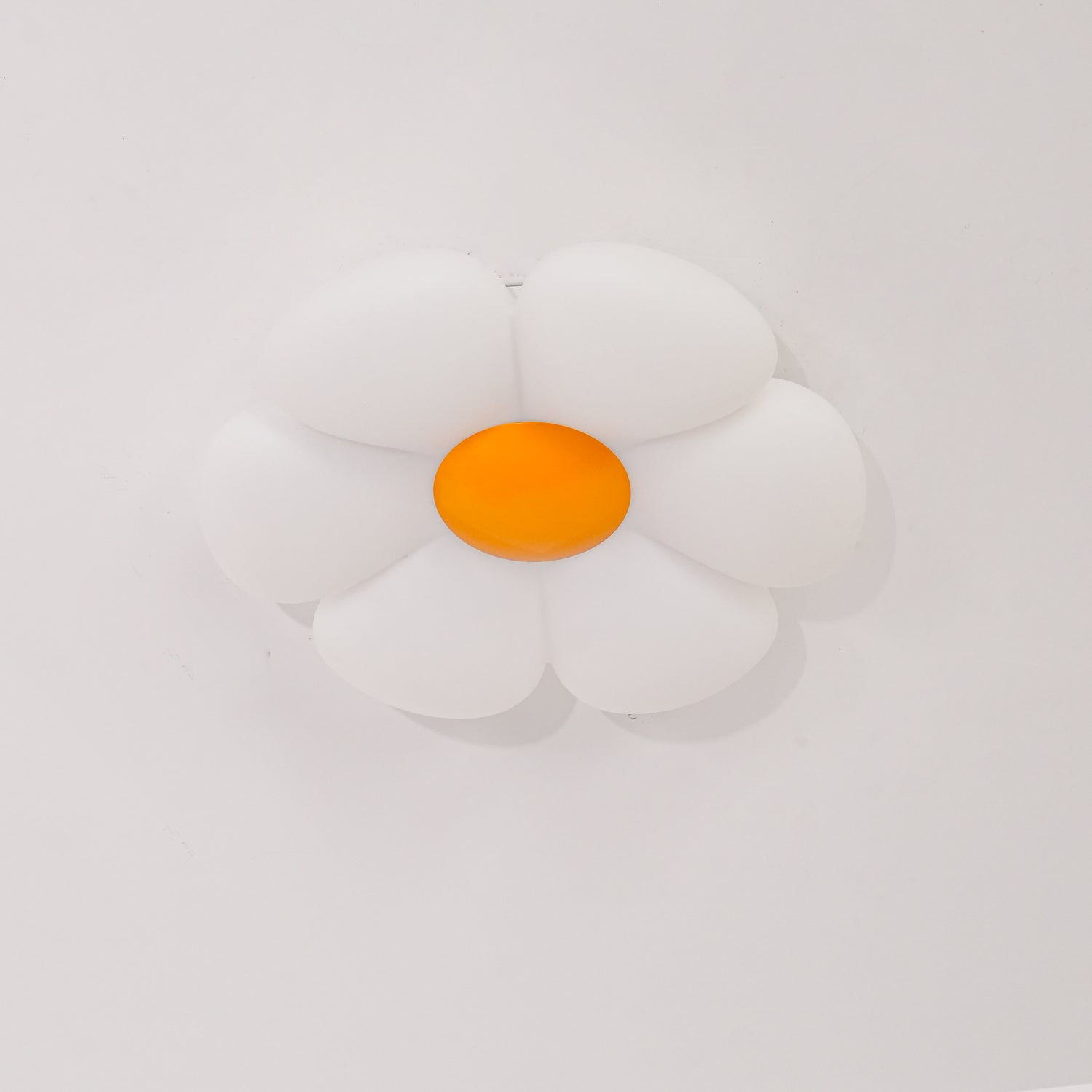 Solara Plafonnier Fleur à Six Pétales pour Chambre d'Enfant - Neutralighting
