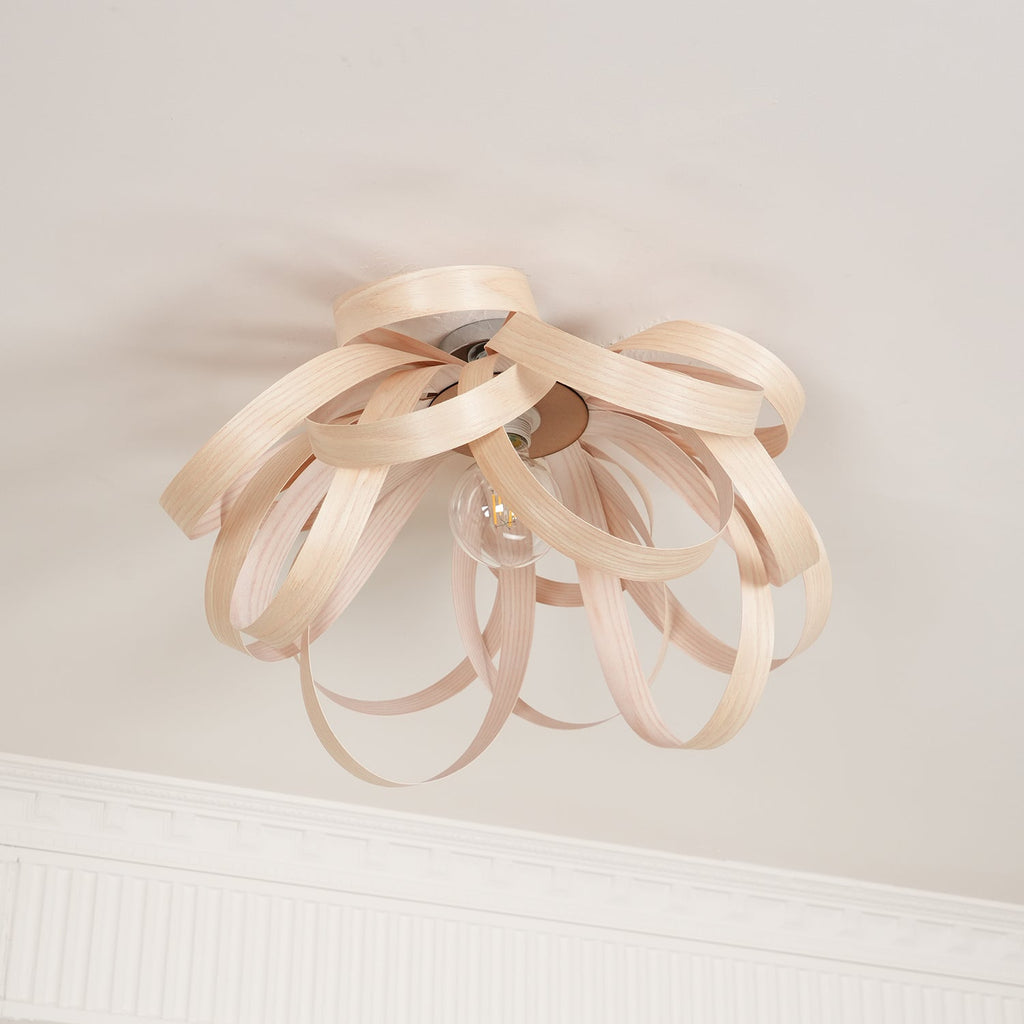 Veylo Lustra Plafonnier Ruban en Bois Élégant - Neutralighting