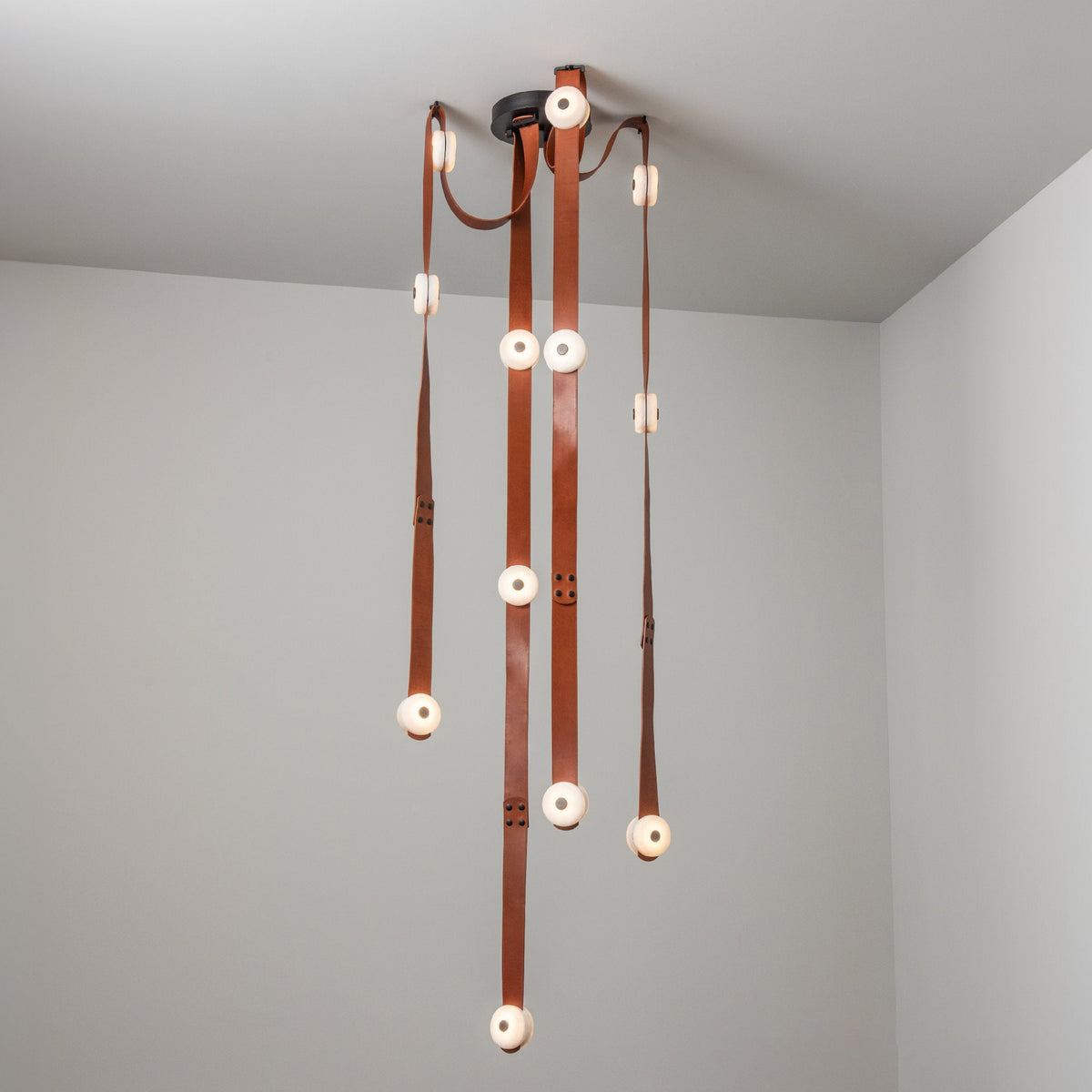 Elraearis Moderne Minimaliste LED Cuir Albâtre Lustre - Neutralighting