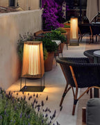 Solara Lampe de Poteau Extérieure à Lames Verticales - Neutralighting