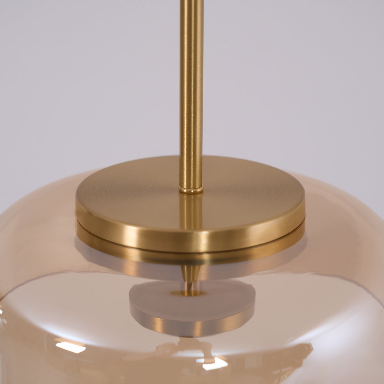 Lustra Suspension en Verre Transparent Élégante - Neutralighting