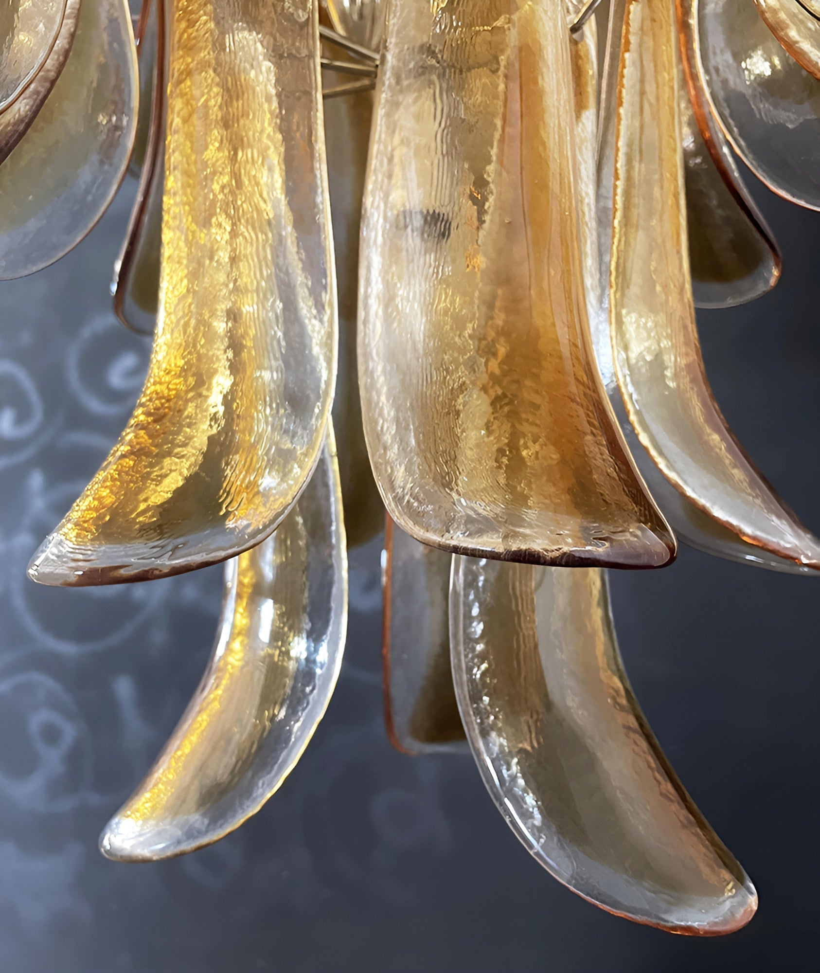 Aurora Lustre Ambre Verre Pétales Superposé Luxe - Neutralighting