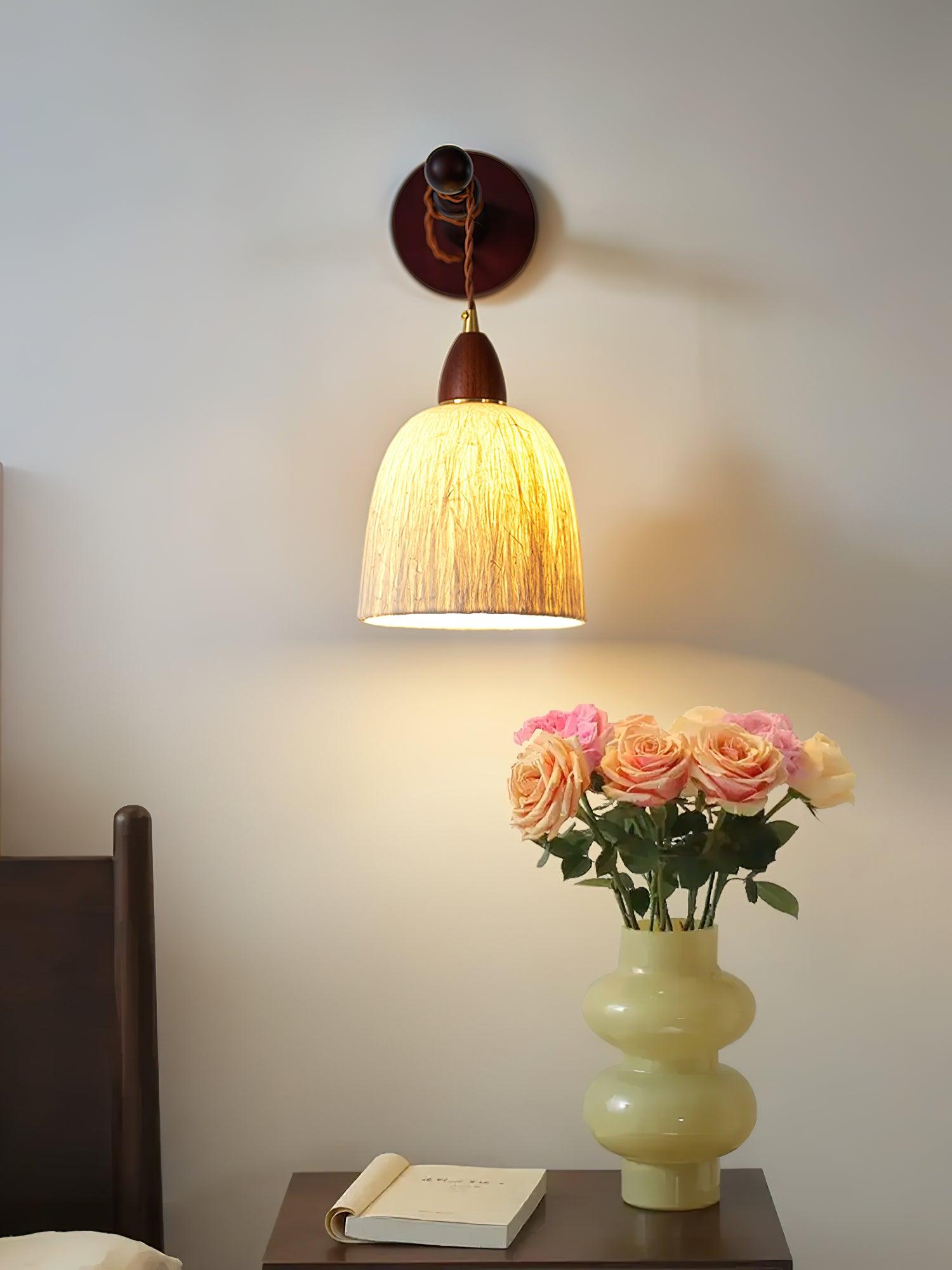 Vitheos Applique Murale en Bois Noyer Naturel Élégante - Neutralighting
