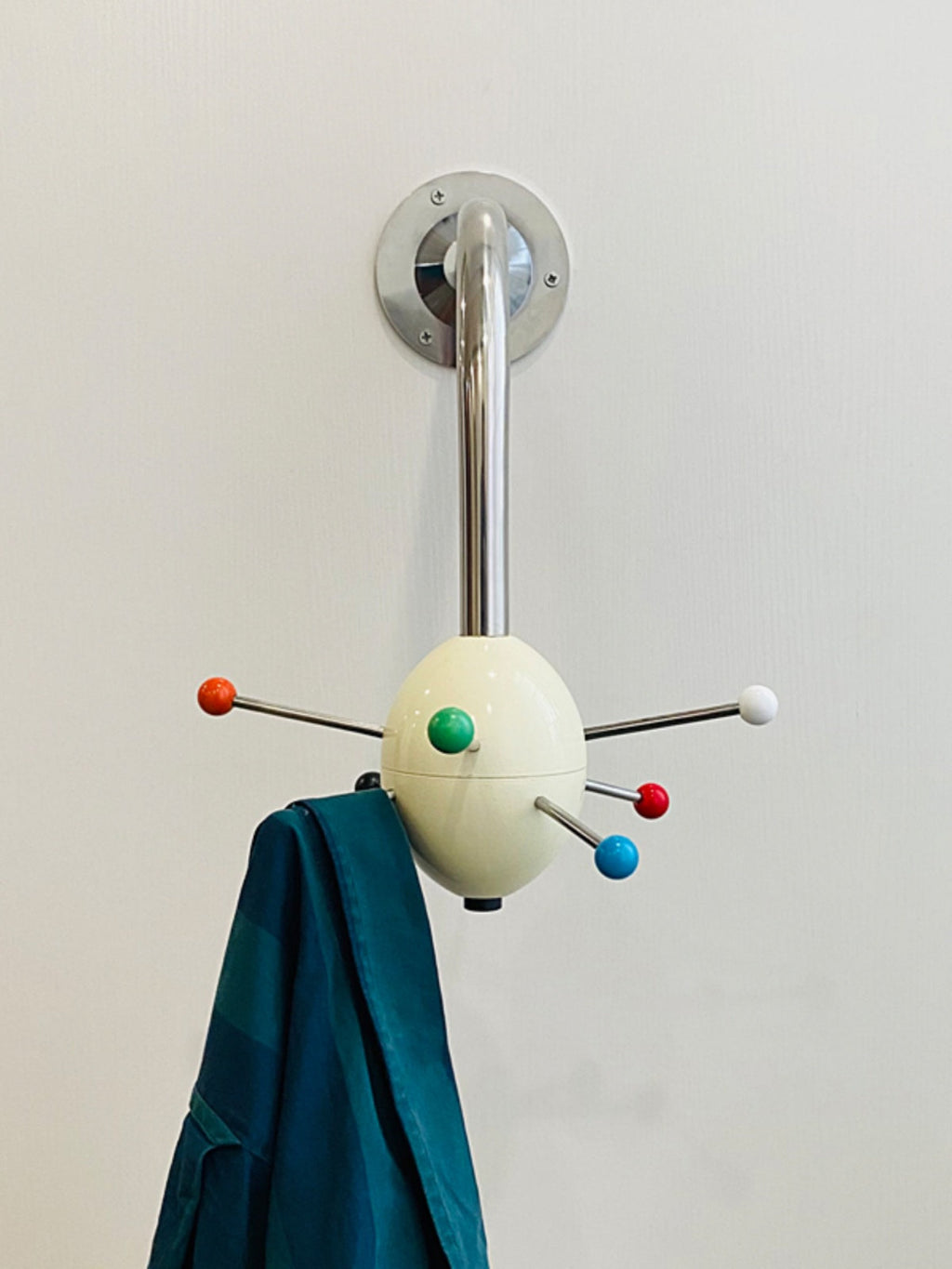 Sputnik Porte-Manteau Mural avec Crochets Colorés pour Couloir Moderne - Neutralighting