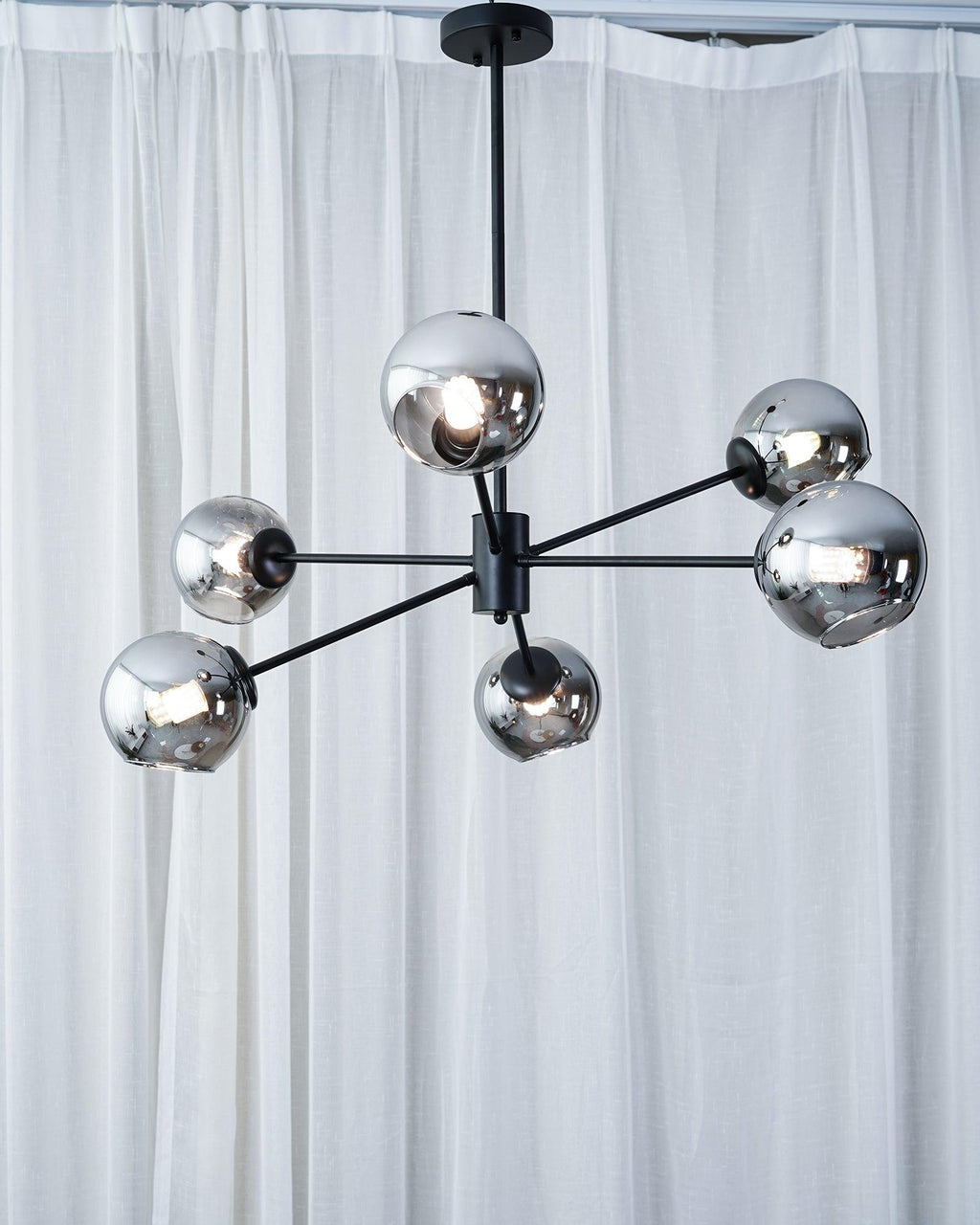 Solara Chandelier en Verre Décalé à 6 Lumières - Neutralighting