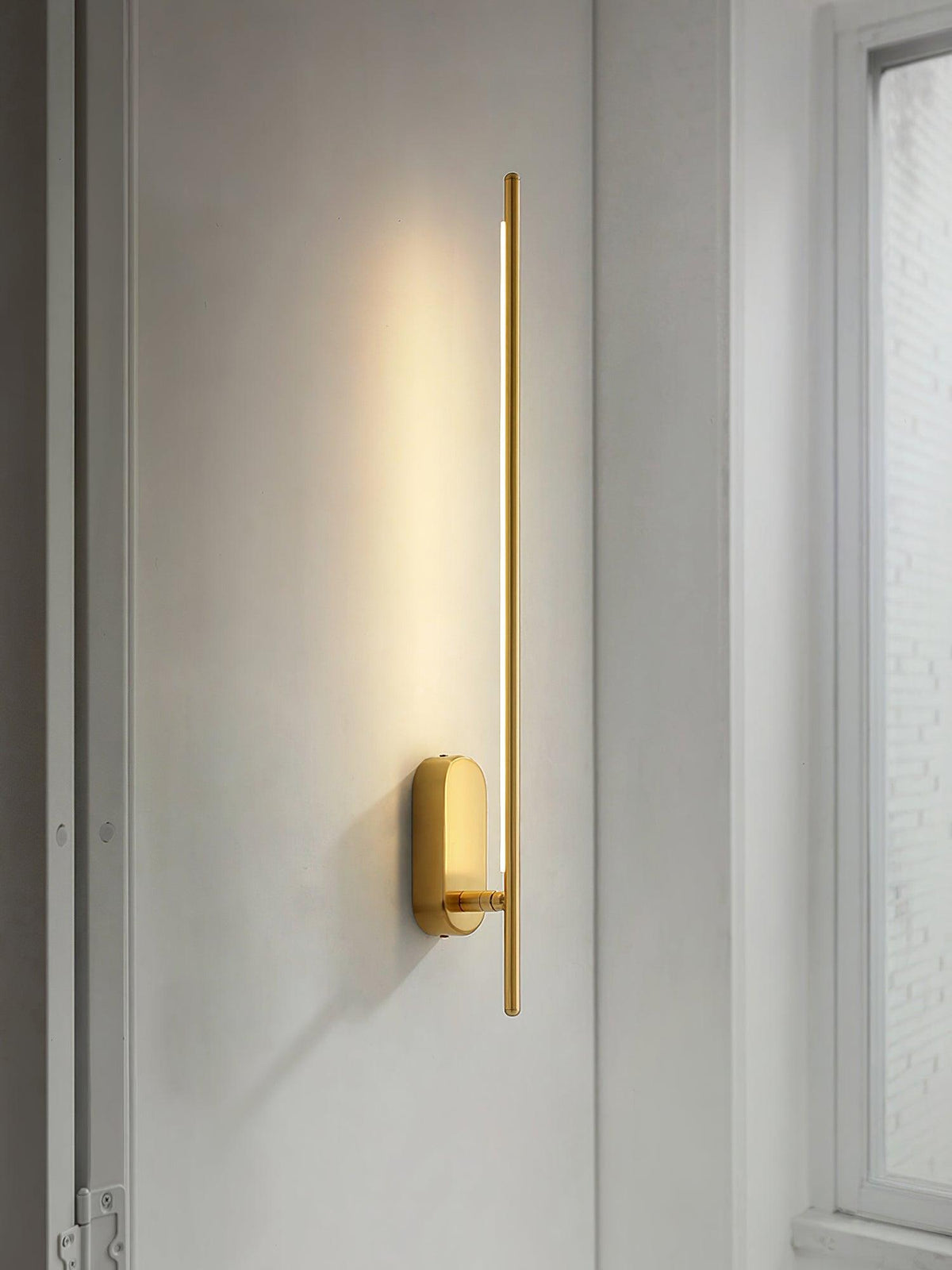 Lustra Wall Lamp Stick Plug In Minimalist - Neutralighting