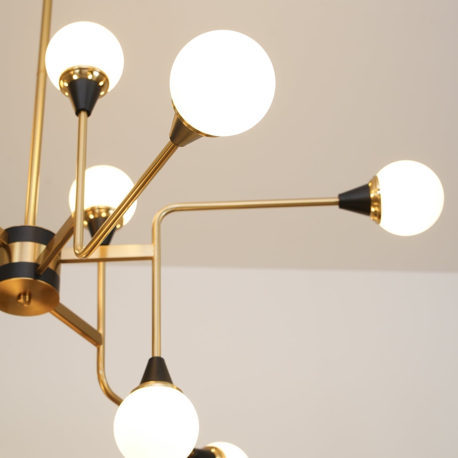Lustra Chandelier Stilnovo en Laiton Noir et Verre - Neutralighting