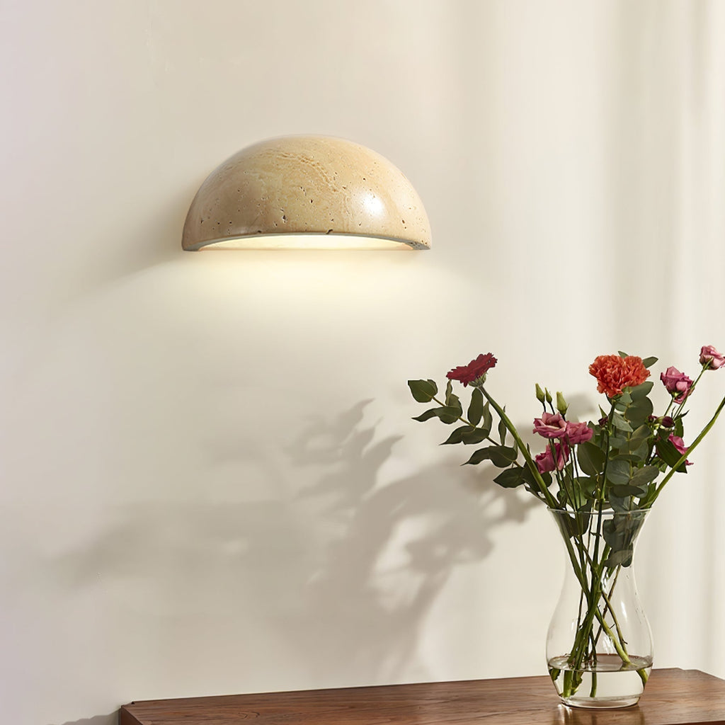 Vethayra Demi-Dôme Travertin Luminaire Mural - Neutralighting