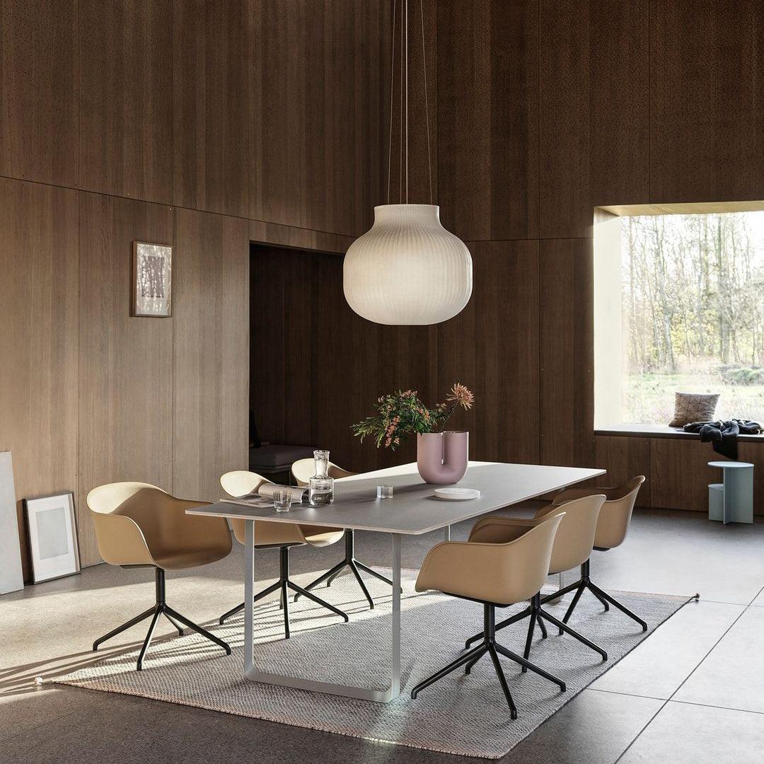 Lampe Pendante Abat-jour en Soie Pliée Courbée Moderne Minimaliste - Neutralighting