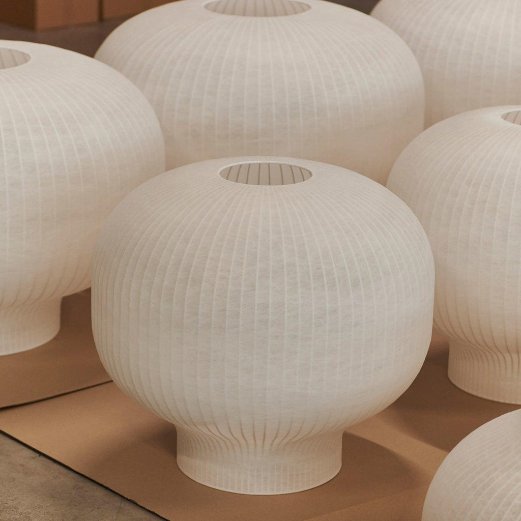 Lampe Pendante Abat-jour en Soie Pliée Courbée Moderne Minimaliste - Neutralighting