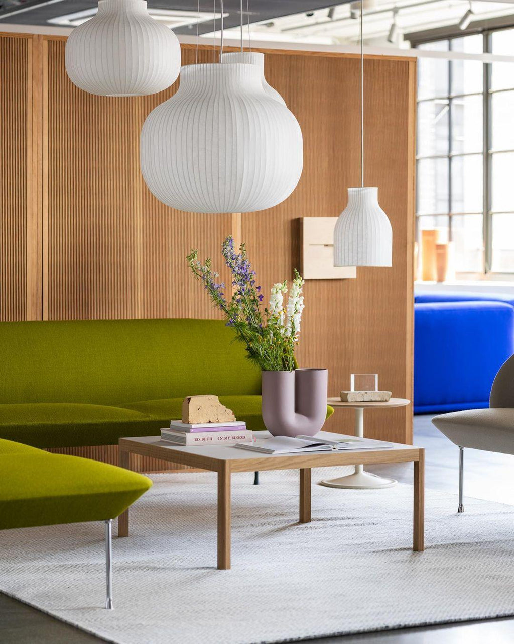 Lampe Pendante Abat-jour en Soie Pliée Courbée Moderne Minimaliste - Neutralighting