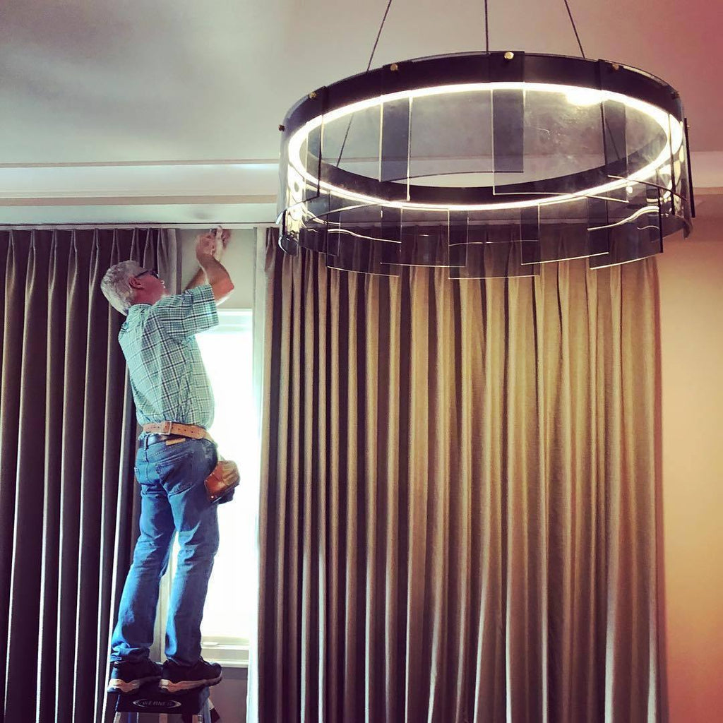 LustraChandelier LED Anneau en Noir Moderne - Neutralighting