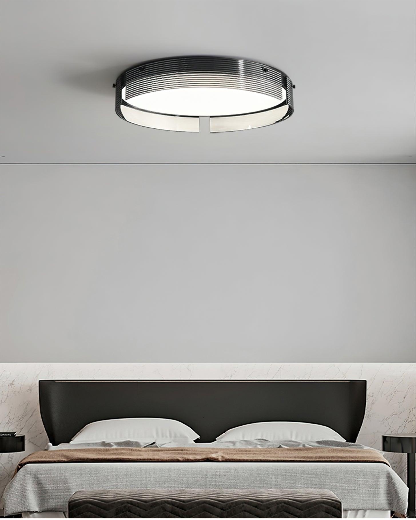 Stripe Lustre Plafonnier Moderne Laiton Lignes Élégantes - Neutralighting