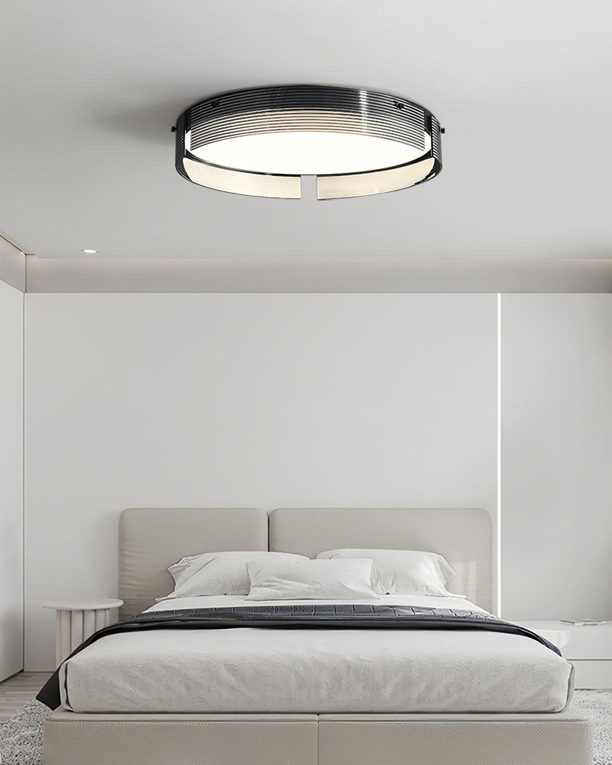 Stripe Lustre Plafonnier Moderne Laiton Lignes Élégantes - Neutralighting