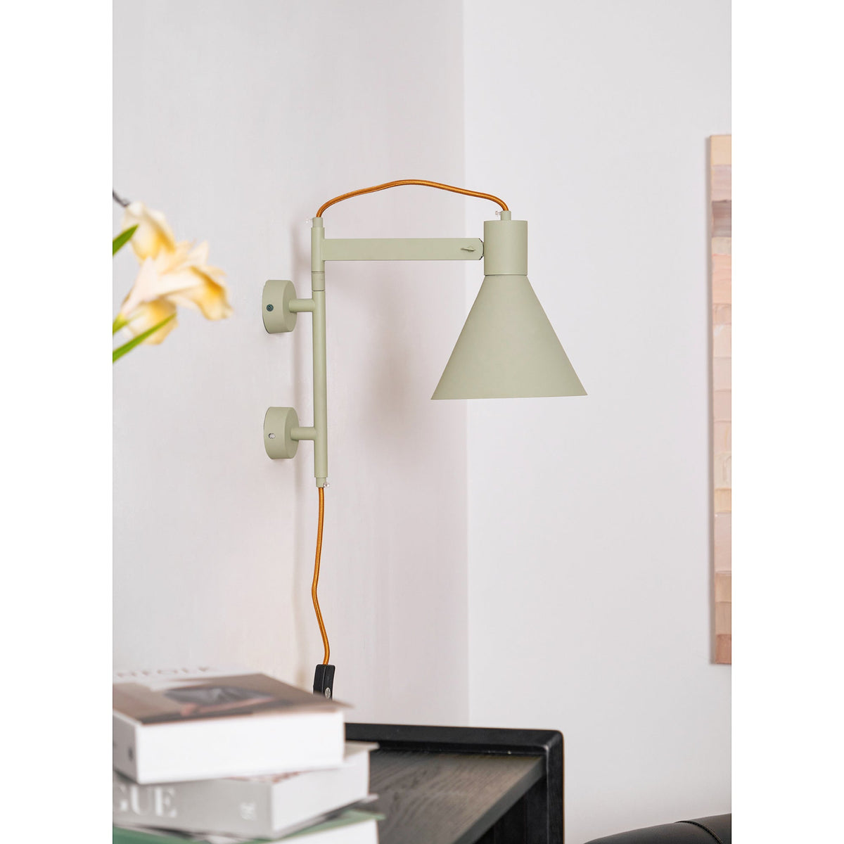 Ivela Moderne Minimaliste Plug-In Métal Applique Murale - Neutralighting