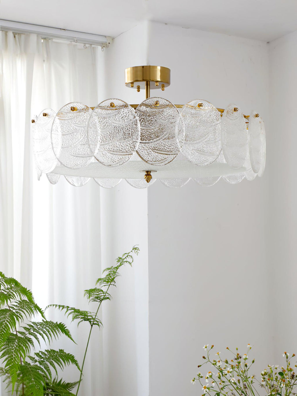 Lustra Lampe De Plafond Avec Finition Dorée Et Verre Strié - Neutralighting