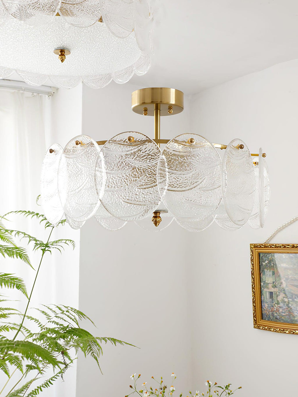 Lustra Lampe De Plafond Avec Finition Dorée Et Verre Strié - Neutralighting