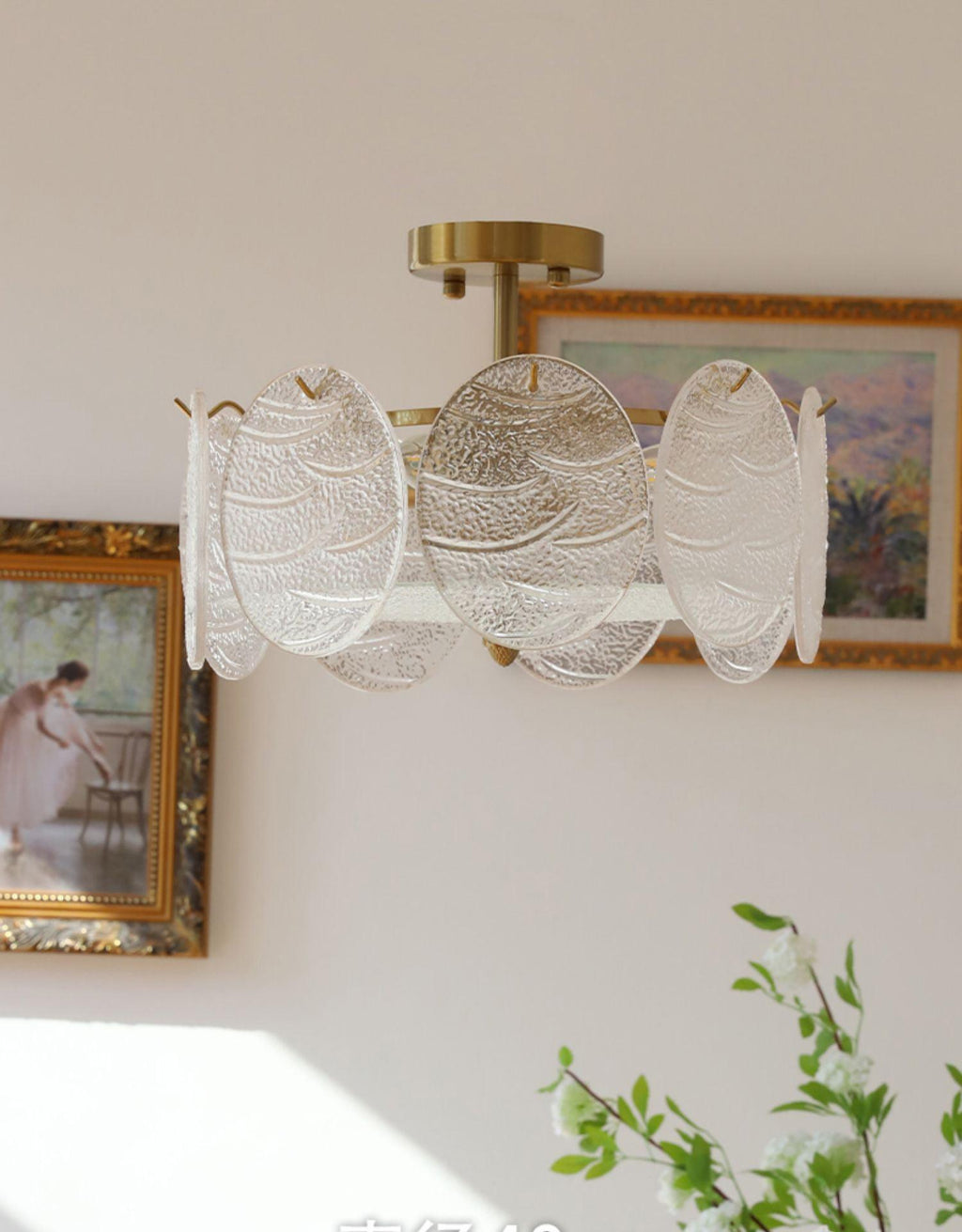 Lustra Lampe De Plafond Avec Finition Dorée Et Verre Strié - Neutralighting