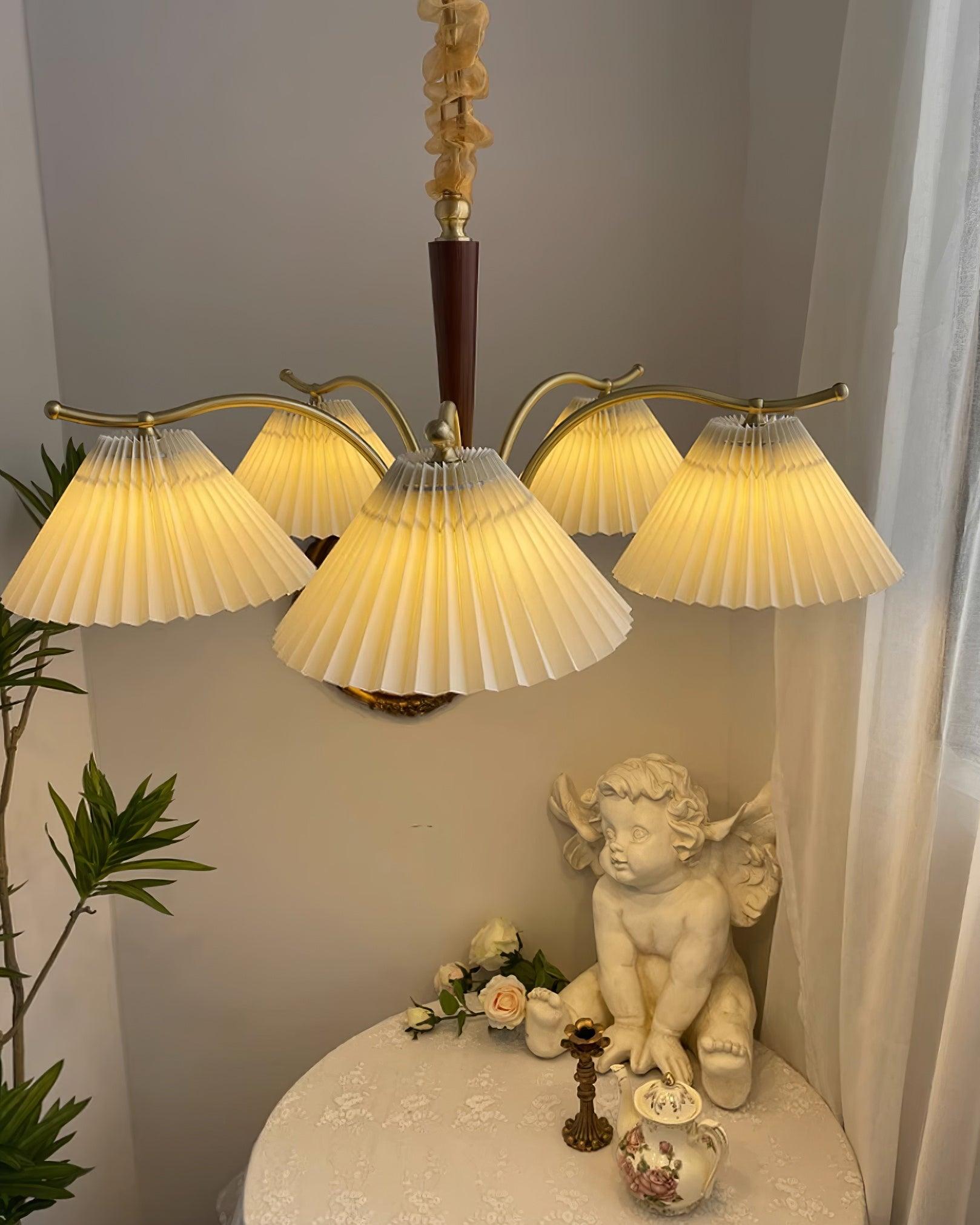 Nexus Lustre à Abat-Jours en Tissu Plissé - Neutralighting