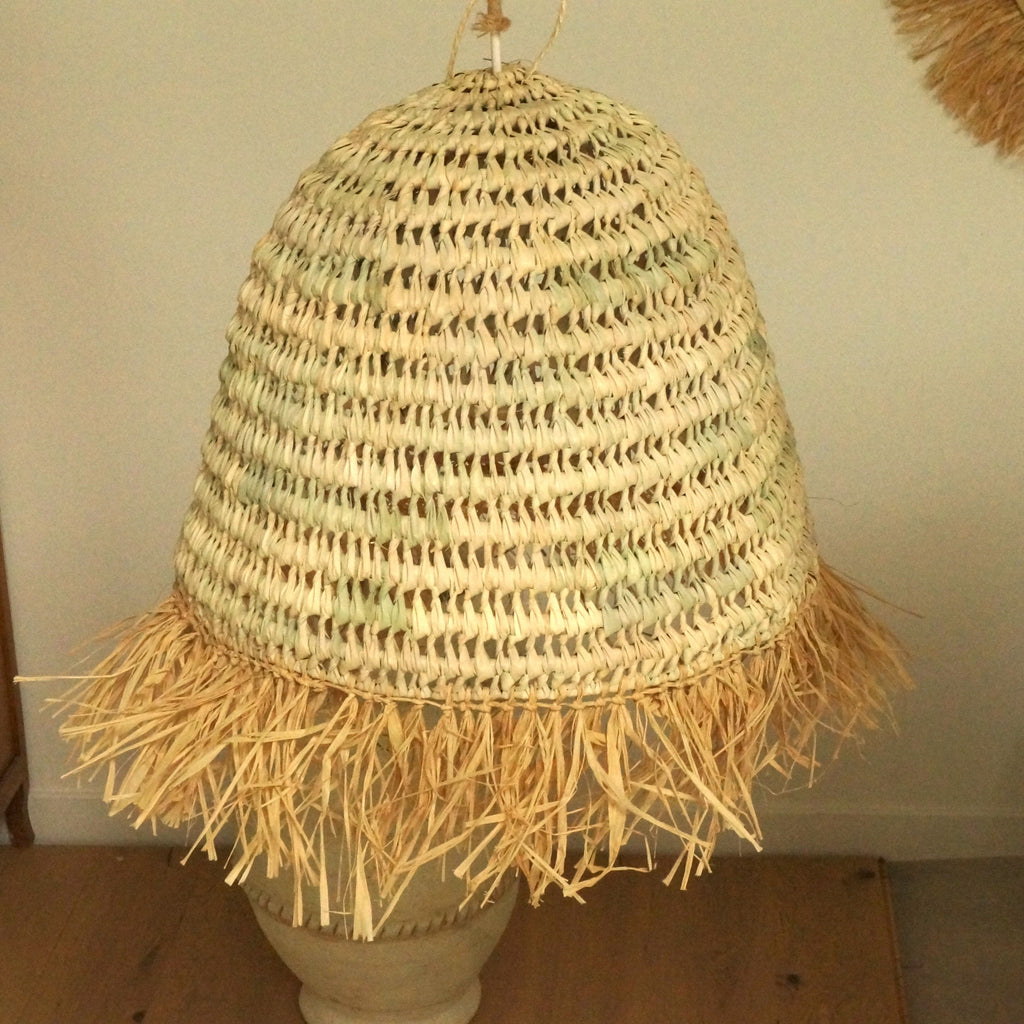 Suspension boule en palme et raphia