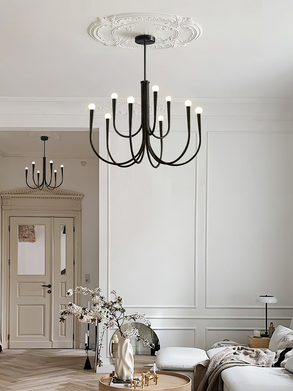 Lustra Chandelier Bras Swoop Laiton Minimaliste - Neutralighting