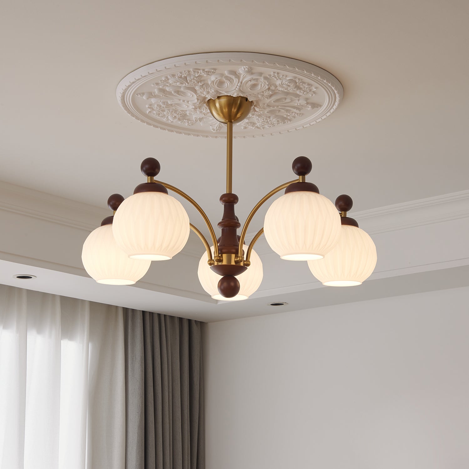 Vedoror Chandelier Classique Orbe Bois Verre Traditionnel - Neutralighting